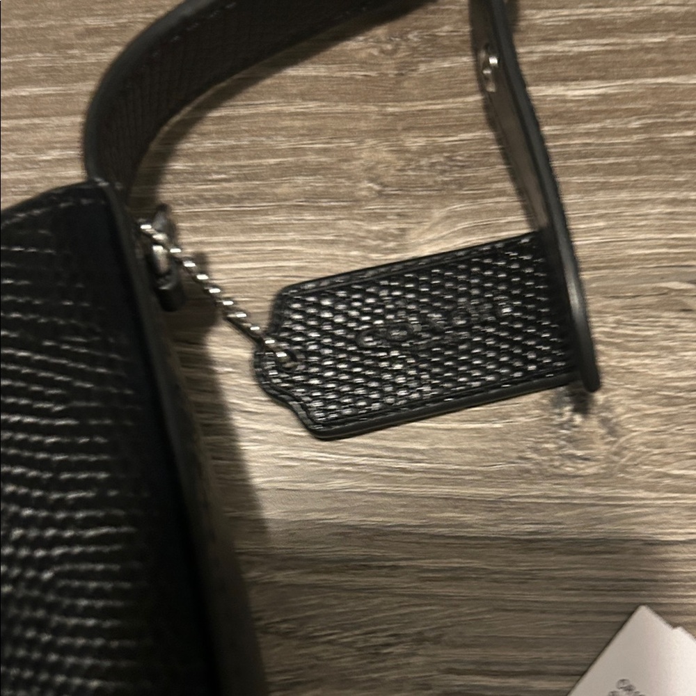 Coach Eliza Elegant Black Shoulder Bag - Picture 6 of 9